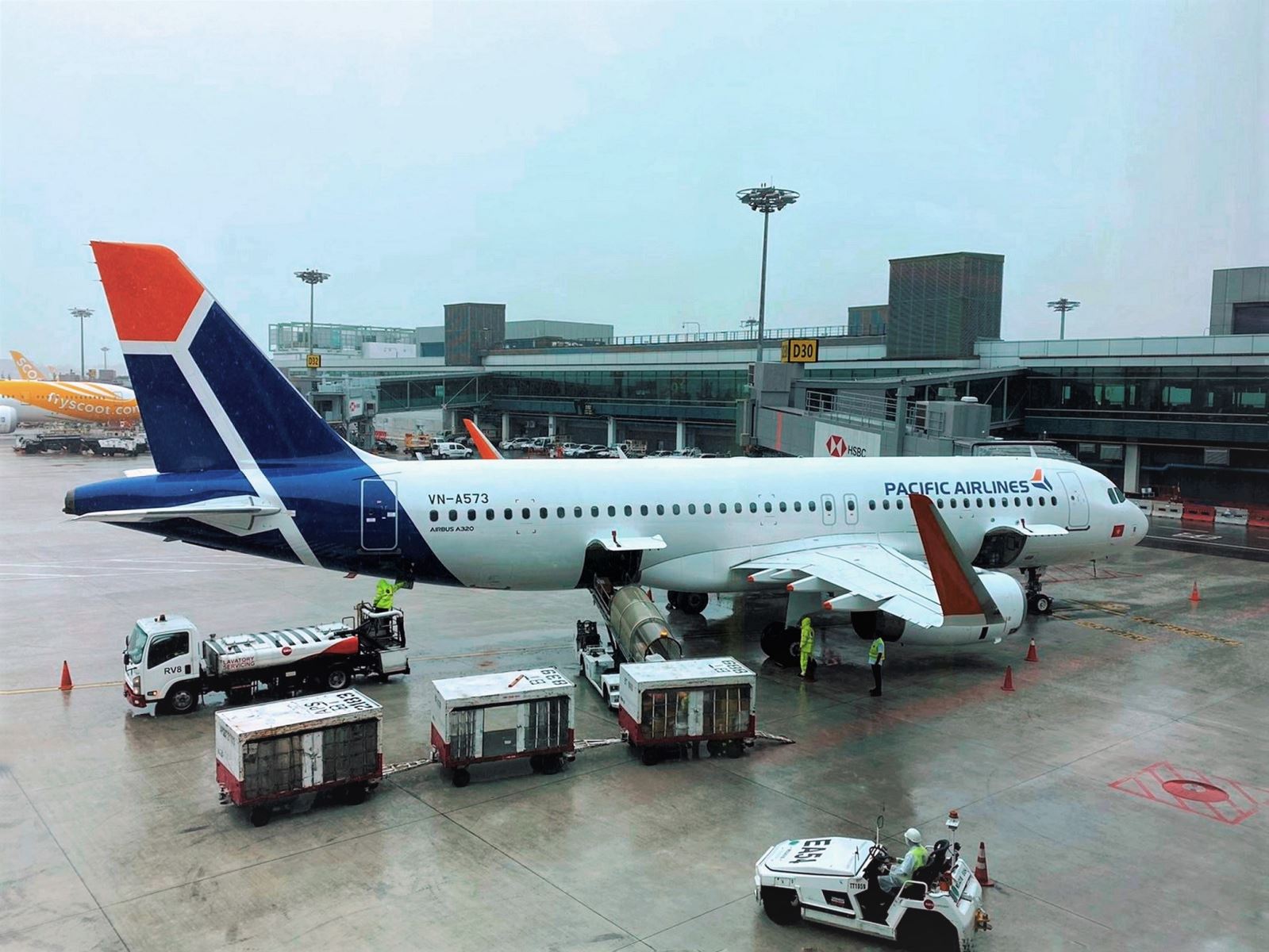 La hét có bom trên máy bay, nam hành khách bị tạm giữ