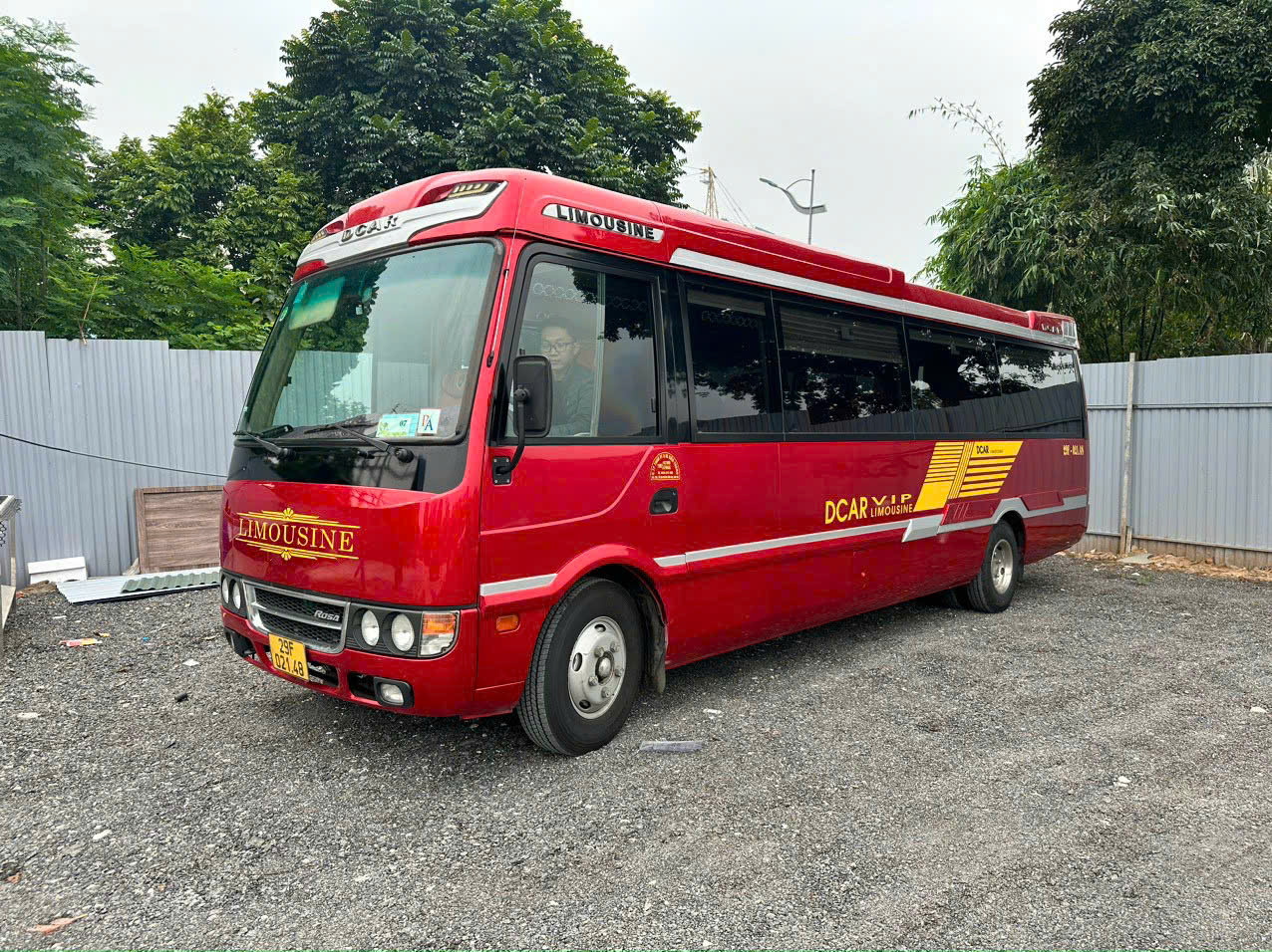 Giới Thiệu Xe Fuso Dcar VIP Limousine 19 Chỗ – Dòng Xe Hoàn Hảo Dành Cho Khách Hàng Cao Cấp