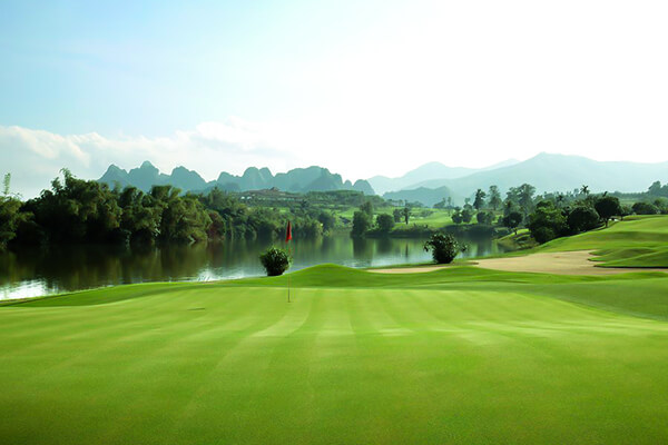 Chí Linh Golf Tour