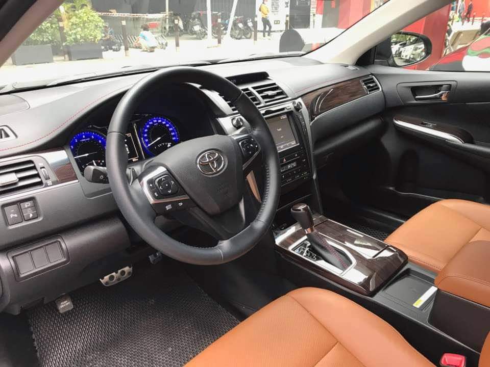 Dịch vụ cho thuê xe tự lái Tết từ Flytime – Giải pháp hoàn hảo cho gia đình bạn